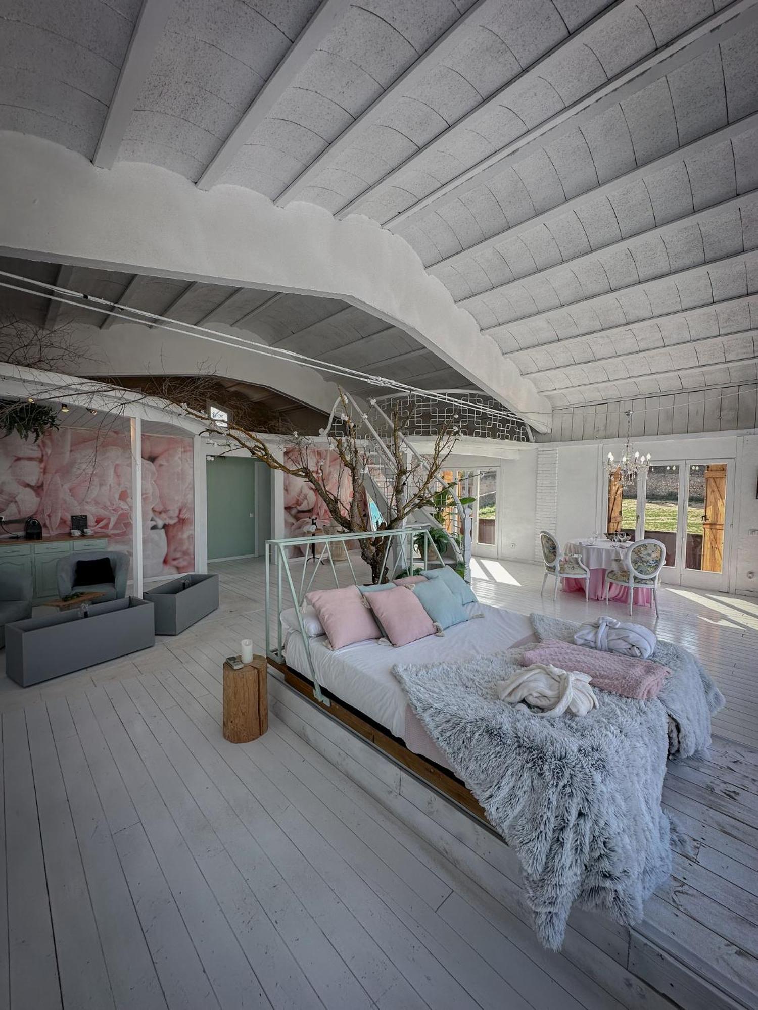 Suite Con Jacuzzi Canyelles  Dış mekan fotoğraf